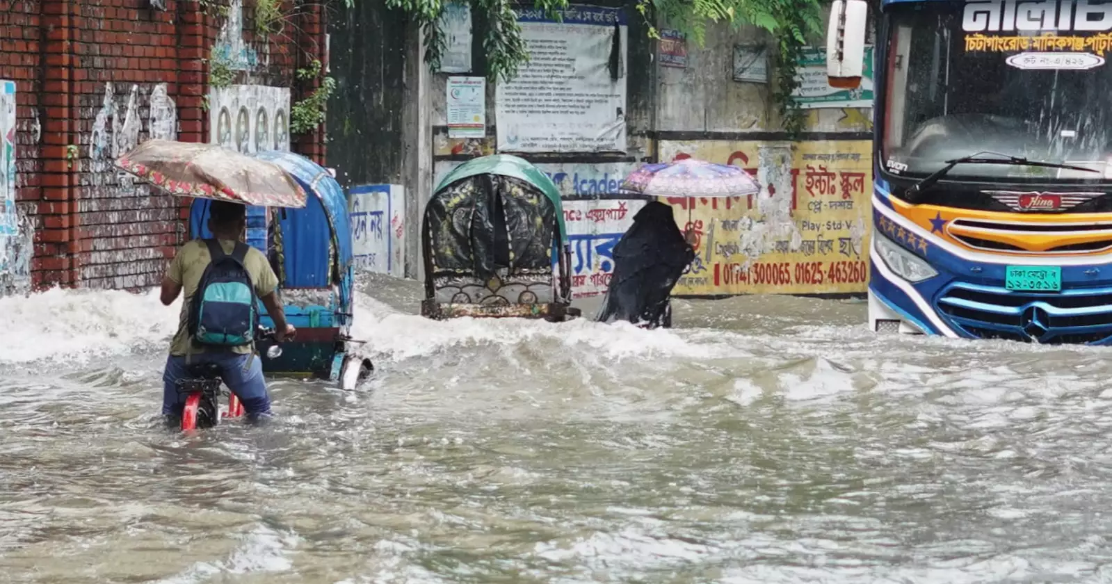 Downpour triggers waterlogging across Dhaka