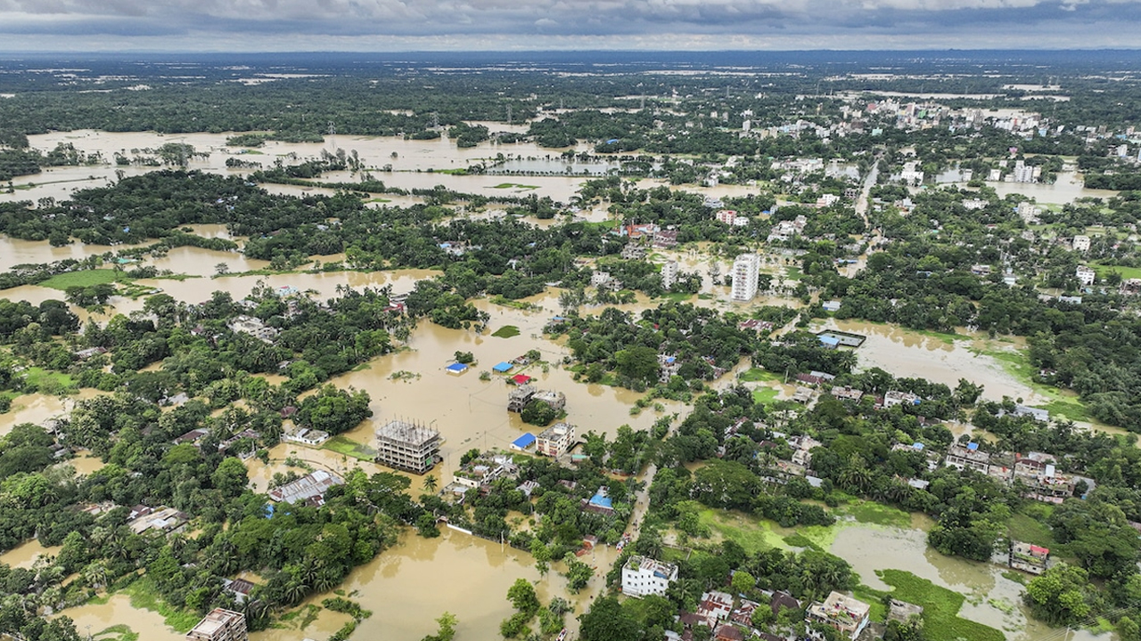 Flood situation may worsen: Death toll rises to 54, over 600,000 people affected in 7 dists