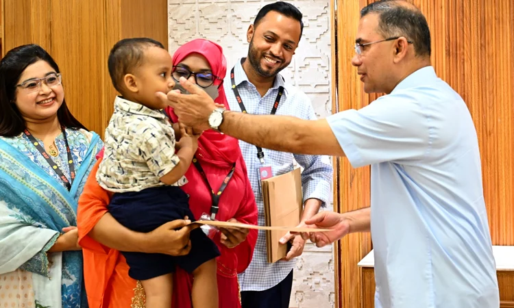 PM hands over appointment letters to 10 July victims’ family members