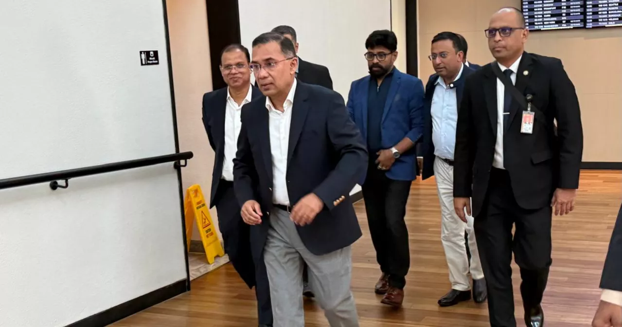 PM leaves for New York after a stopover in Istanbul